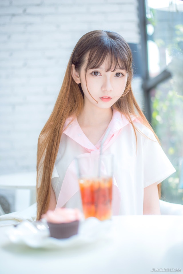 如果工作对于人类不是人生强索的代价，而是目的，人类将是多么幸福。